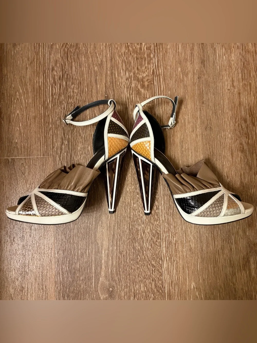 Rodarte Brown White Metallic Embossed Ruffle Ankle-Strap Pumps